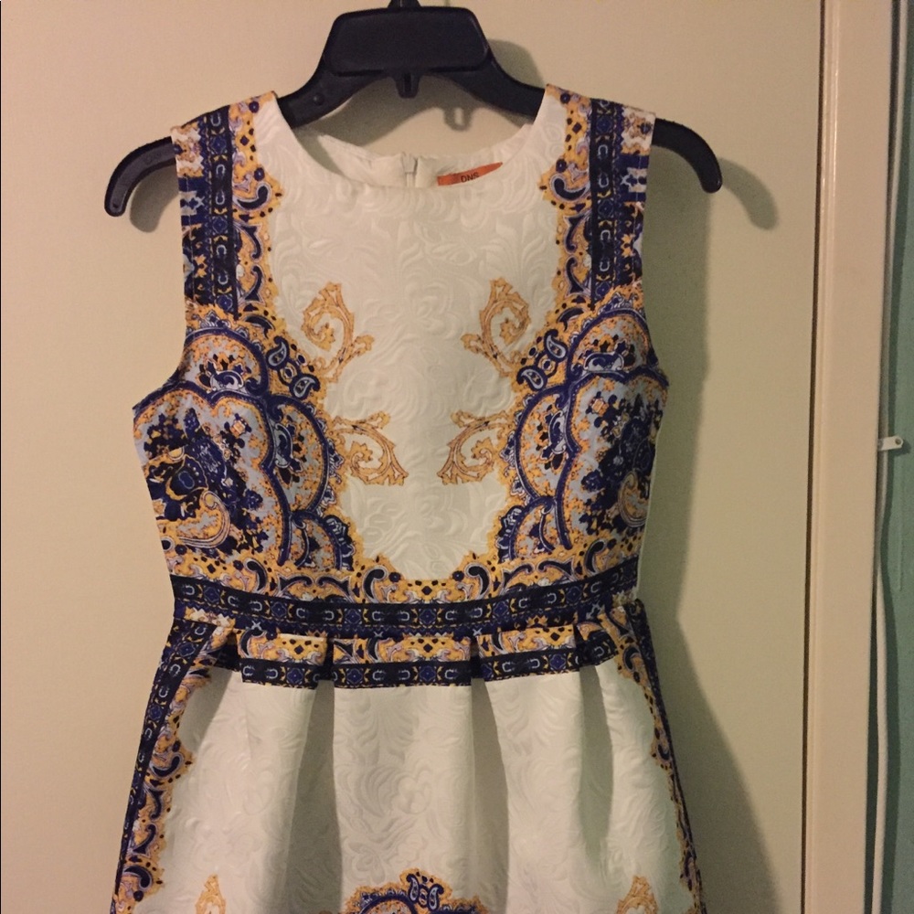Cute dress